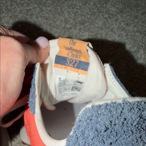 New Balance 327 Women's Blue and Coral Sneakers 9.5 - Picture 5 of 5